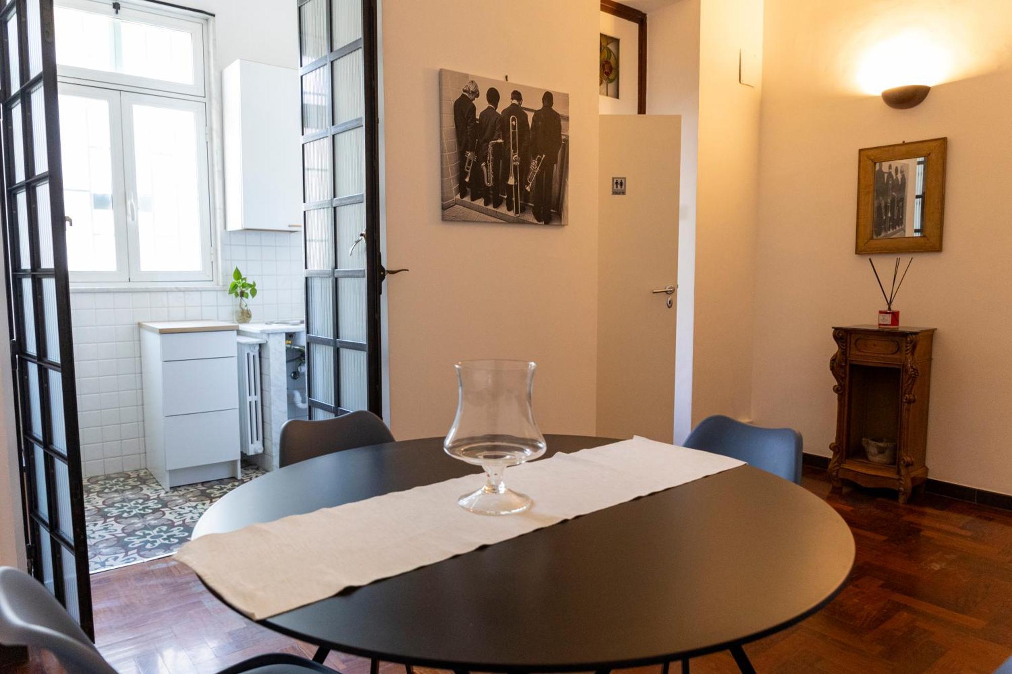 Sulla Via Del Teatro Apartment Bari Bagian luar foto